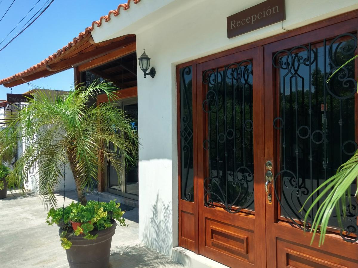 Hotel Real Primaveras Escárcega Exterior foto